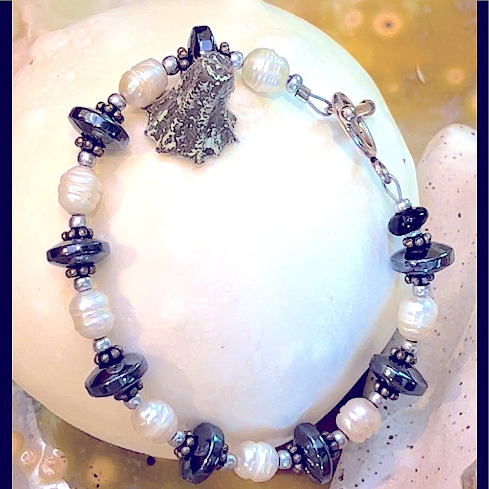 White freshwater Pearl bracelet gray silver and sterling silver beads 6-7”